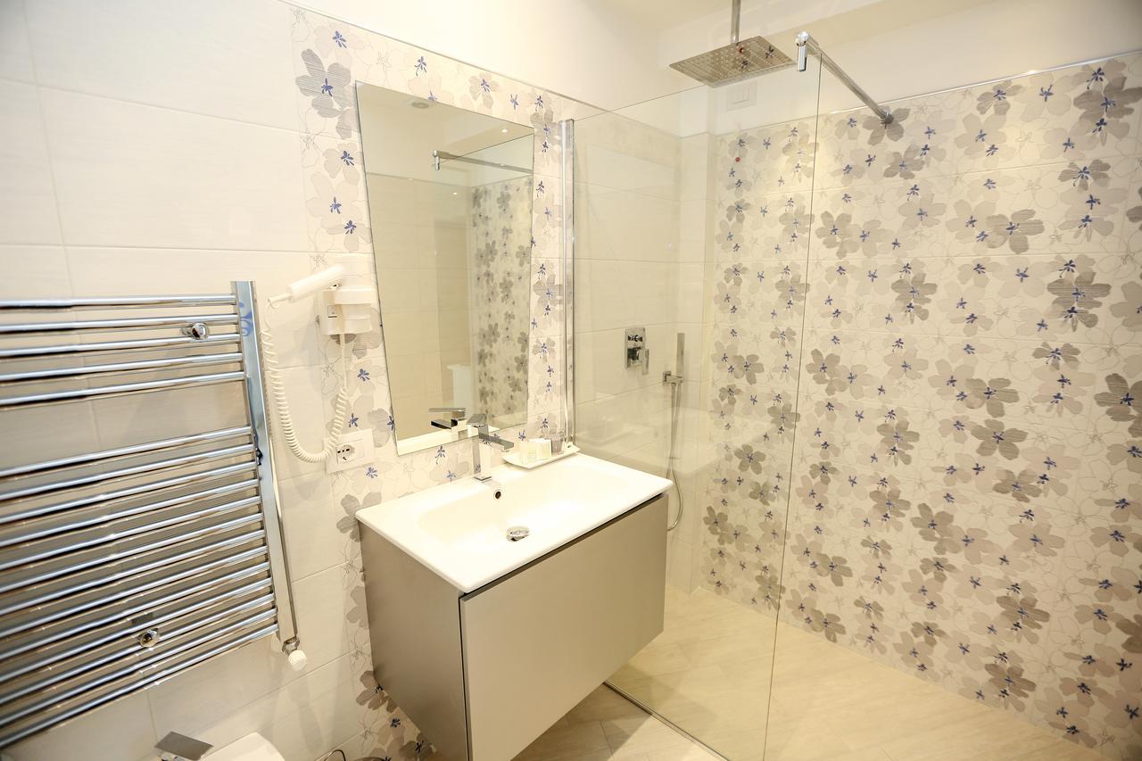 B&B Valentina Sorrento Exteriör bild