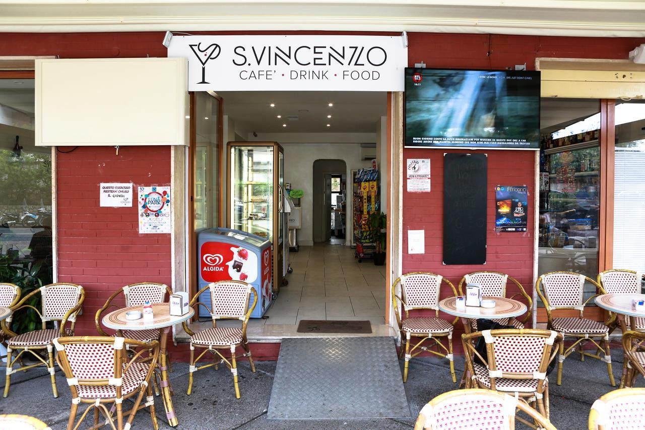 B&B Valentina Sorrento Exteriör bild